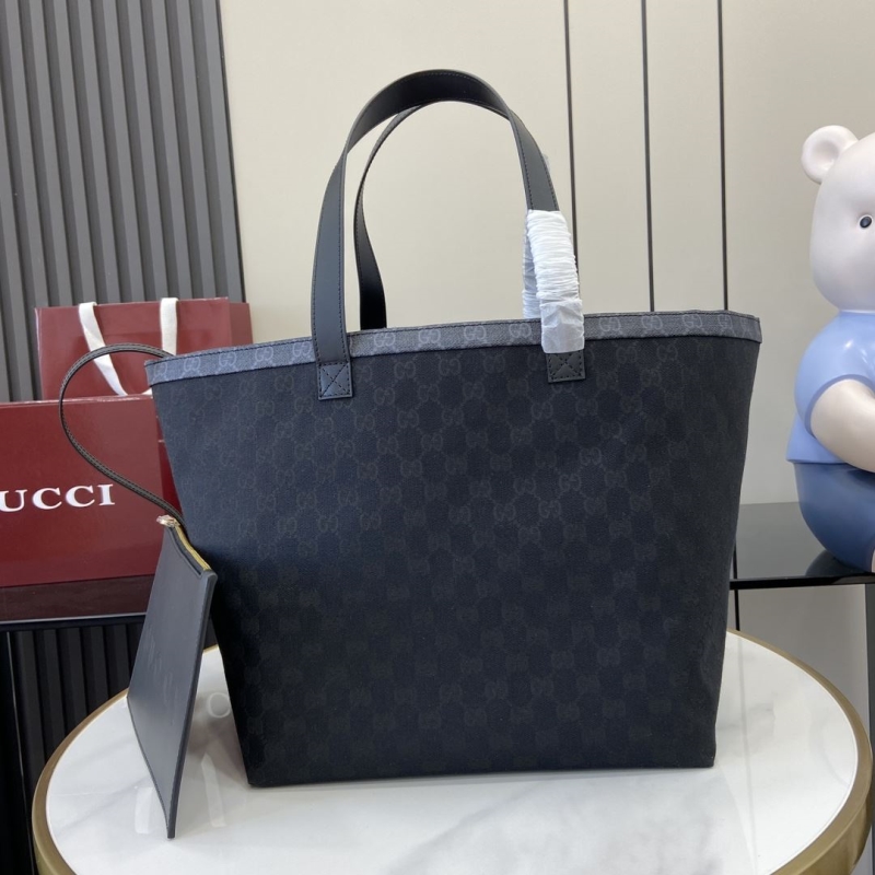 G*u*i shopping bags